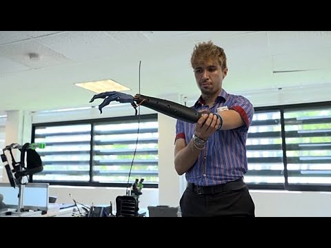 Ερευνητές παρουσιάζουν εύχρηστο ρομποτικό βραχίονα στο Μεξικό