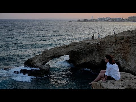 &Rho;&epsilon;&pi;&omicron;&rho;&tau;ά&zeta; &tau;&omicron;&upsilon; euronews &sigma;&tau;&eta;&nu; &Alpha;&gamma;ί&alpha; &Nu;ά&pi;&alpha;: 30-40% &kappa;ά&tau;&omega; &eta; &tau;&omicron;&upsilon;&rho;&iota;&sigma;&tau;&iota;&kappa;ή &kappa;ί&nu;&eta;&sigma;&eta; &alpha;&lambda;&lambda;ά &mu;&epsilon; &sigma;&eta;&mu;ά&delta;&iota;&alpha; &alpha;&nu;ά&kappa;&alpha;&mu;&psi;&eta;&sigmaf;
