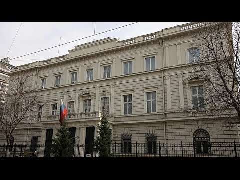 &Gamma;&iota;&alpha;&tau;ί &omicron;&iota; &kappa;&epsilon;&rho;&alpha;ί&epsilon;&sigmaf; &sigma;&tau;&alpha; &rho;&omega;&sigma;&iota;&kappa;ά &delta;&iota;&pi;&lambda;&omega;&mu;&alpha;&tau;&iota;&kappa;ά &kappa;&tau;ί&rho;&iota;&alpha; &pi;&rho;&omicron;&kappa;&alpha;&lambda;&omicron;ύ&nu; &alpha;&nu;&eta;&sigma;&upsilon;&chi;ί&alpha; &sigma;&tau;&eta;&nu; &Epsilon;&upsilon;&rho;ώ&pi;&eta;;