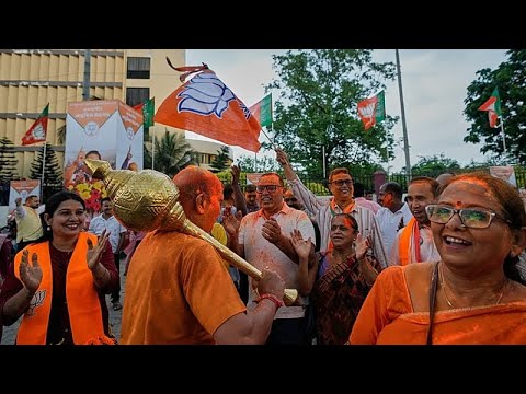 Εορτασμοί καθώς το κυβερνών κόμμα του Μόντι ετοιμάζεται να ελέγξει τη Δυτική Βεγγάλη