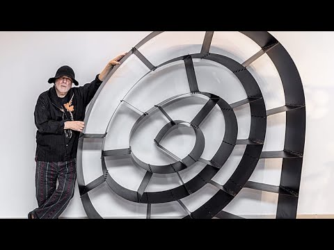 Ron Arad: Η δυσκολία είναι να ξέρεις σε ποιες ιδέες θα αφιερώσεις το χρόνο σου