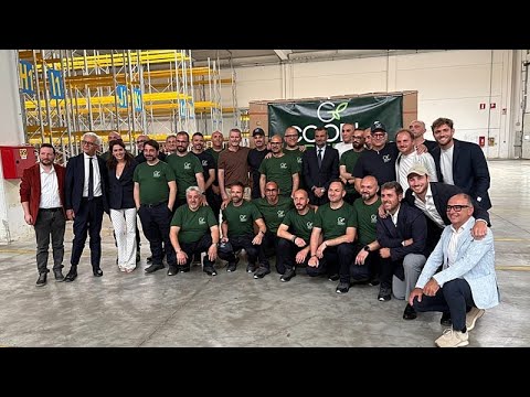 Ιταλία: Απολυμένοι στη Μανφρεντόνια αγοράζουν την επιχείρηση και την μετατρέπουν σε πράσινη