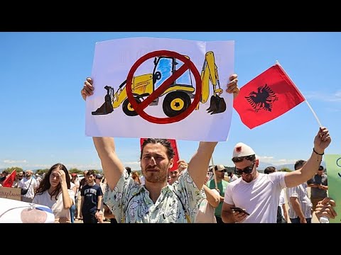 Οι Βρυξέλλες προειδοποιούν την Αλβανία για το πολυτελές θέρετρο Τραμπ