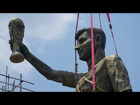 Απομακρύνθηκε γιγάντιο άγαλμα του Λιονέλ Μέσι στην Ινδία λόγω φόβων για την ασφάλεια